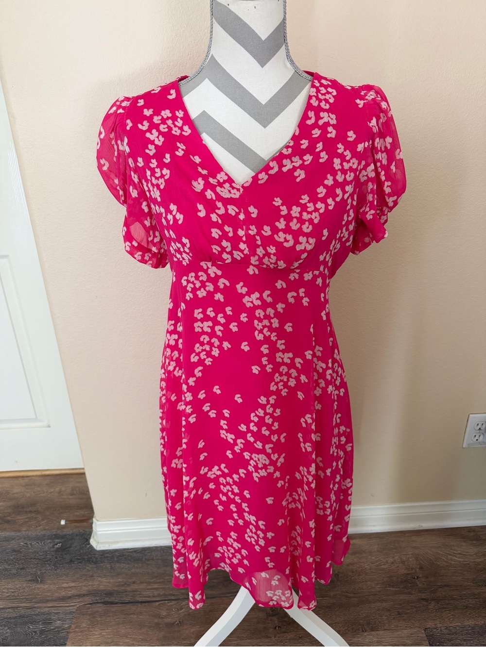 Calvin Klein Fuchsia Floral V-Neck Mini Dress